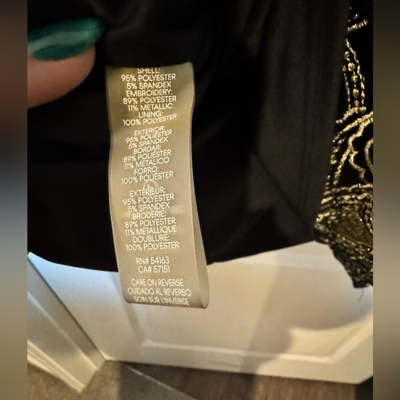 NEW Calvin Klein Womens Short Sleeve Embroidered Velvet Shift Dress Size 6 NWT - Picture 8 of 9